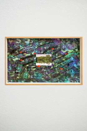 Gemälde von Isabella Fuernkaes, Zeichnungscollage, Seidenstoff (Batik)