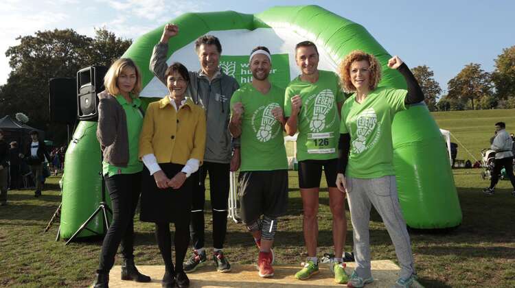 Gesine Cukrowski und Lucy Diakovska auf dem #ZeroHungerRun 2016.
