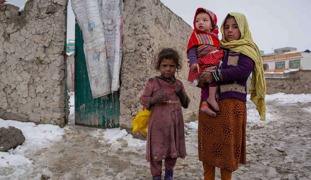 Vor allem Kinder leiden unter den desaströsen Lebensbedingungen in den Flüchtlingscamps. Es fehlt an essen, sauberem Trinkwasser und medizinischer Versorgung.