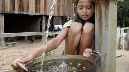 Wasserbeschaffung Kambodscha Mädchen