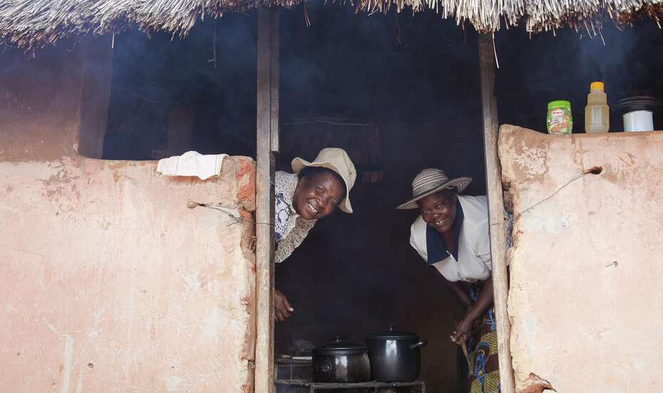 Lucy mit ihrer Freundin 