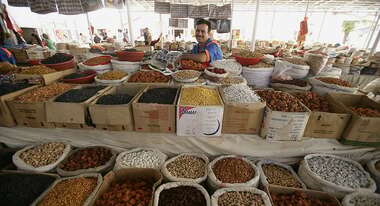 Ein Marktstand in Tadschikistan