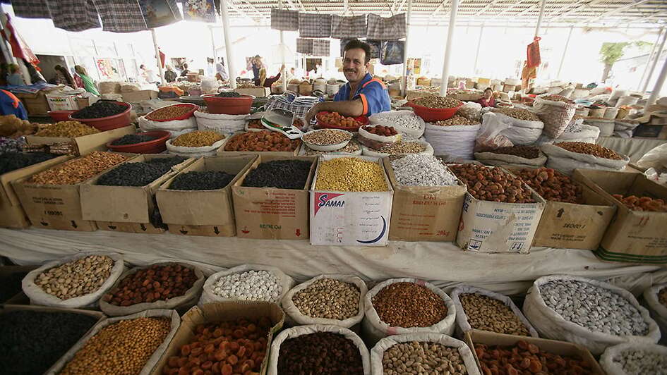 Ein Marktstand in Tadschikistan