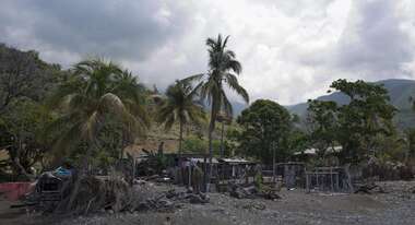 Bild von der beschädigten Fischereikooperative Base Pescera Canhizo in Guama