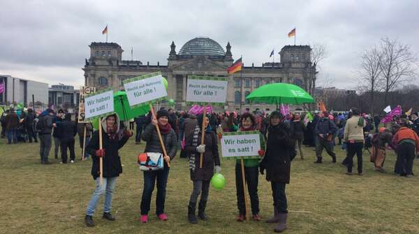Wir haben es Satt Demo in Berlin