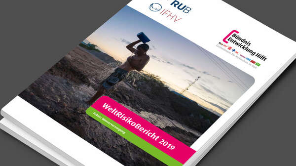 Titelseite des WeltRisikoBerichts 2019