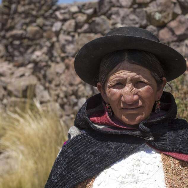 Hilda Machuca vor ihrem ehemaligen Elternhaus