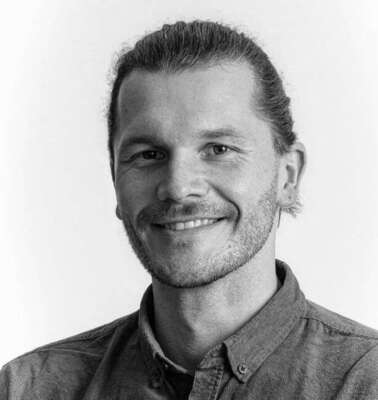 Porträtfoto von Christopher Korb