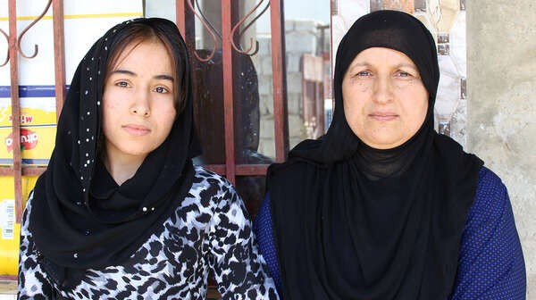 Mariam Khaled Mohammad und ihre Tochter Amira.