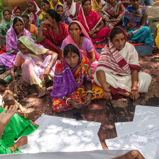 Frauengruppe der Women's Federation in Jharkand, Indien