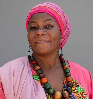 Projektleiterin Farida Juma Lucia