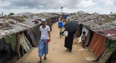 Ein junger Mann im Flüchtlingscamp, Bangladesch 2021.